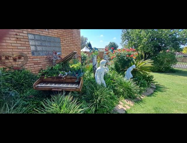 4 BEDROOM HOUSE FOR SALE IN GHOLFSIG